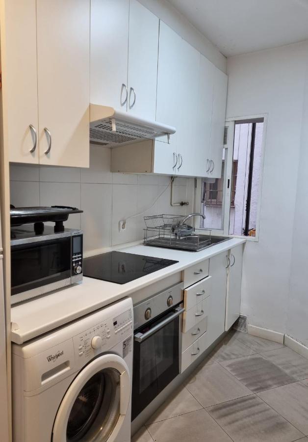 Апартаменты Habitacion Matrimonial En Piso Compartido En El Centro De Мадрид Экстерьер фото